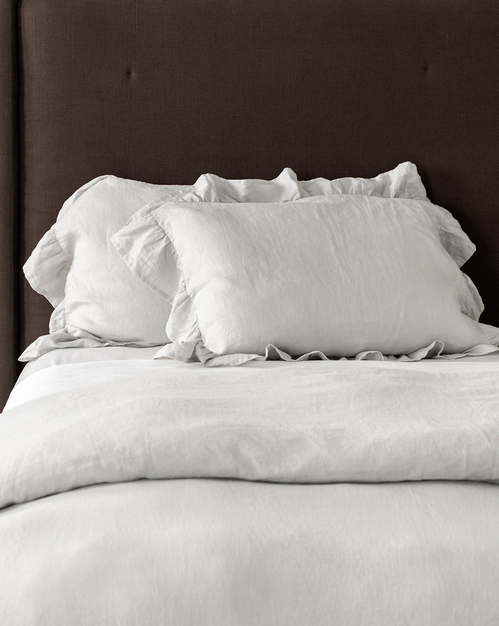 Ruffle Linen Shams (Set of 2)