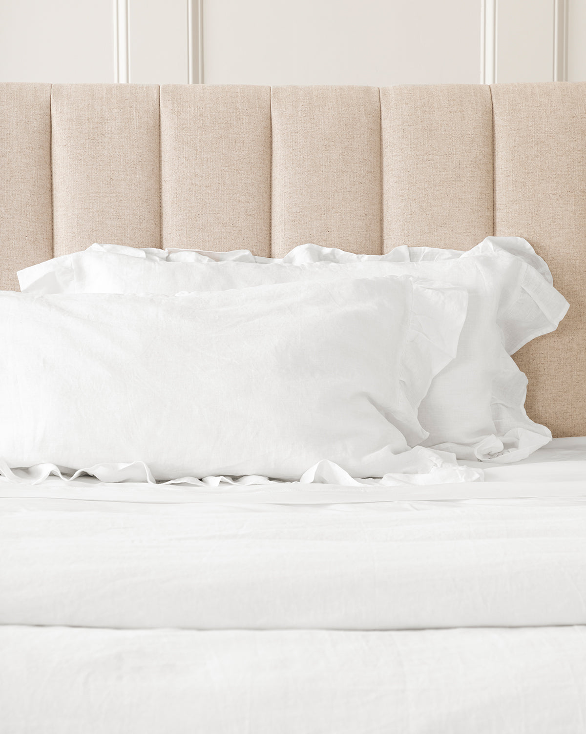 Ruffle White Linen Shams (Set of 2)