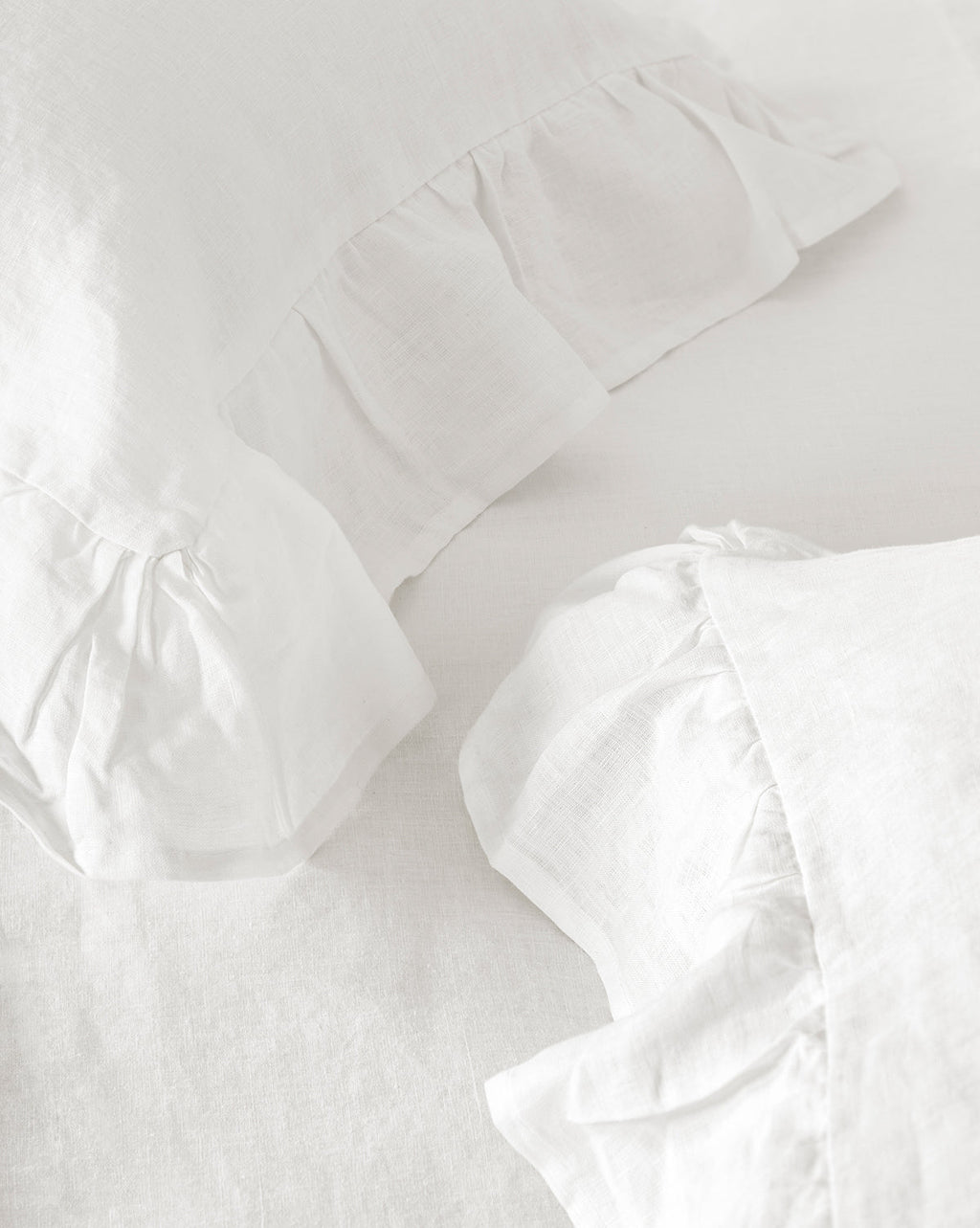 Ruffle White Linen Shams (Set of 2)